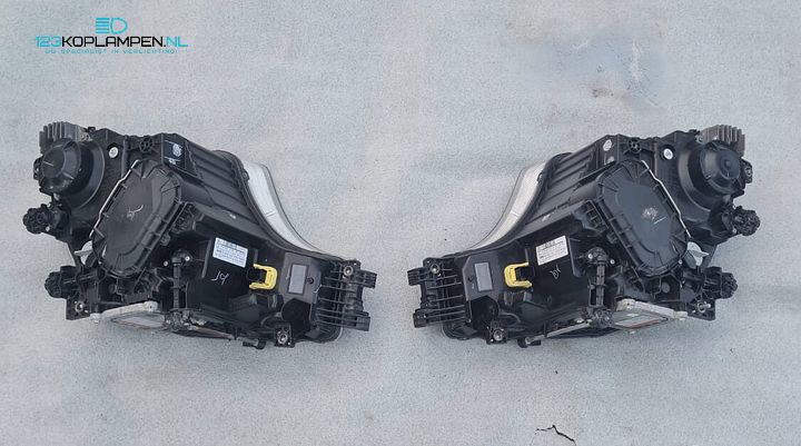 Mercedes Actros MP4 MP5 Led Koplamp links rechts  – Foto 4