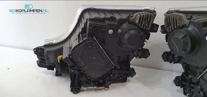 Mercedes Actros MP5 Led Koplamp links rechts  – Foto 6