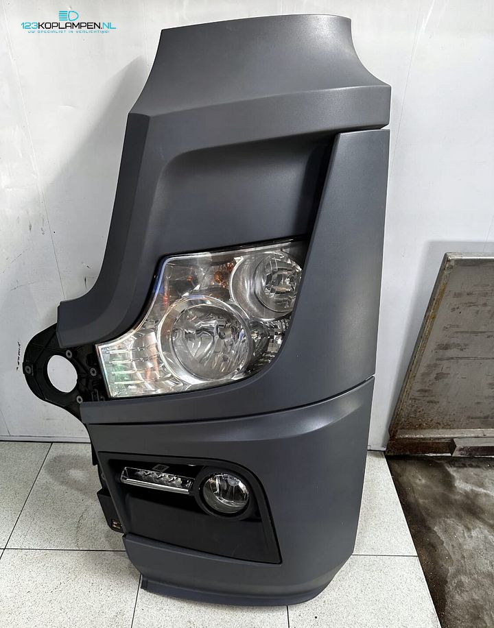 Mercedes Actros MP4 Voorbumper bumperhoek koplamp mistlamp – Foto 3