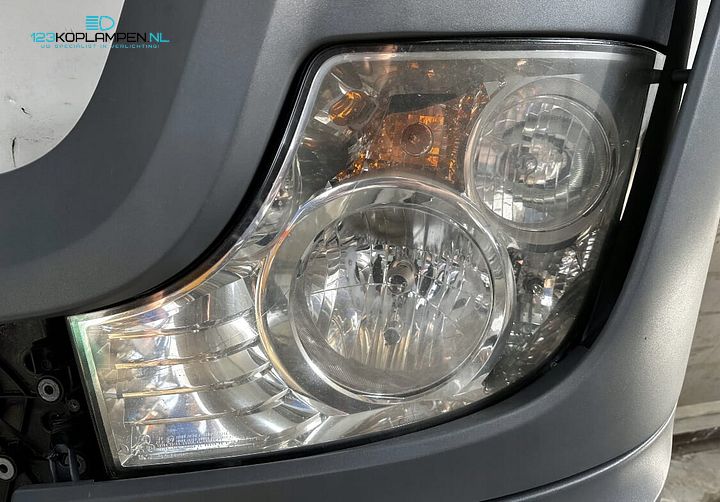 Mercedes Actros MP4 Voorbumper bumperhoek koplamp mistlamp – Foto 5