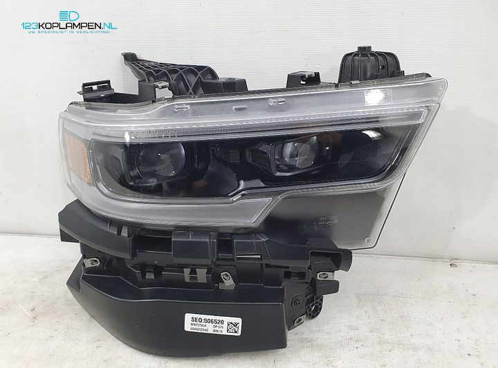 Dodge Ram Facelift Full Led Limited black koplamp rechts – Foto 3