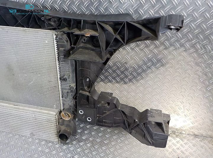 Mercedes Sprinter W906 Voorfront koelerpakket radiateur – Foto 7