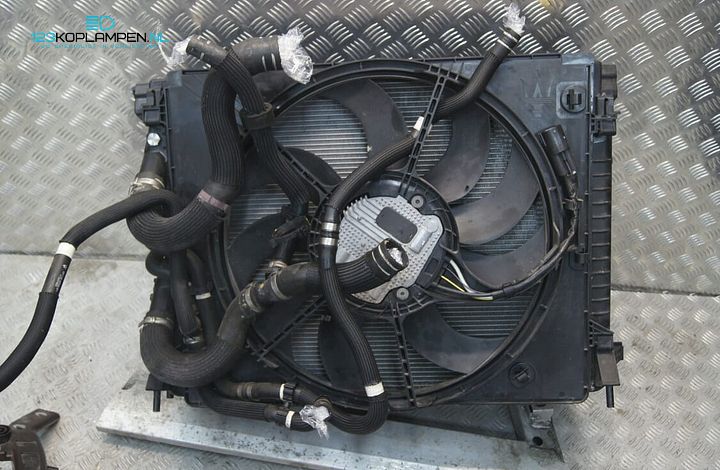 Maserati Levante voorfront koelerpakket radiateur – Foto 10