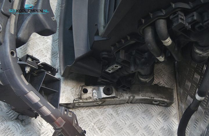 Maserati Levante voorfront koelerpakket radiateur – Foto 9