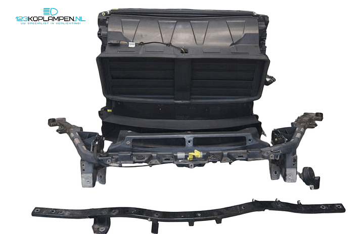 Maserati Levante voorfront koelerpakket radiateur