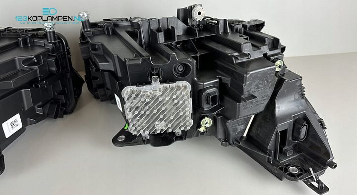 BMW 5 Serie G60 Full Led Laser koplamp links rechts – Foto 9