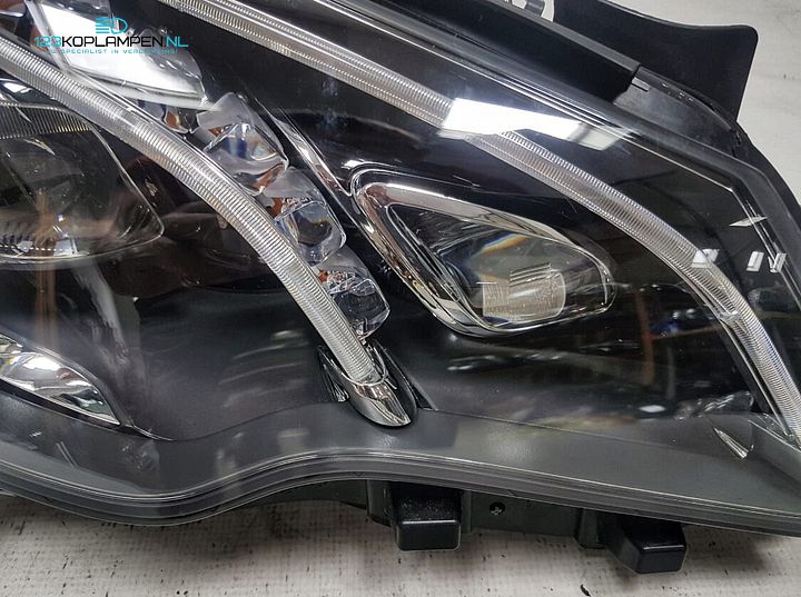 Mercedes E Klasse W207 Facelift Full Led Koplamp rechts – Foto 5