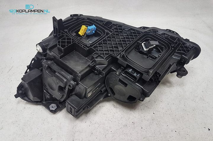 Mercedes E Klasse W207 Facelift Full Led Koplamp rechts – Foto 9