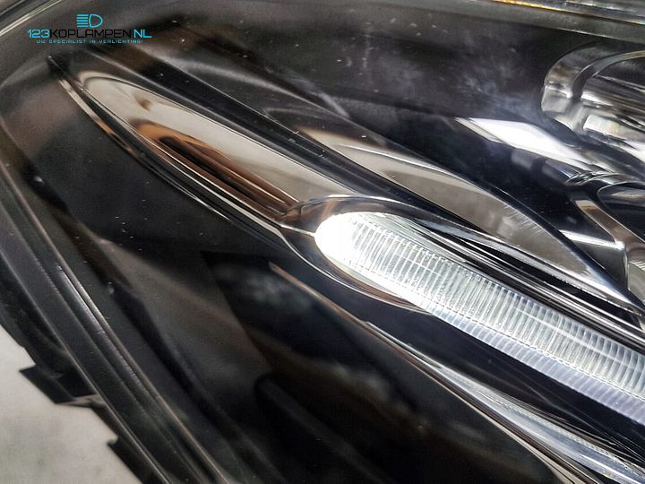 Mercedes E Klasse W207 Facelift Full Led Koplamp rechts – Foto 12
