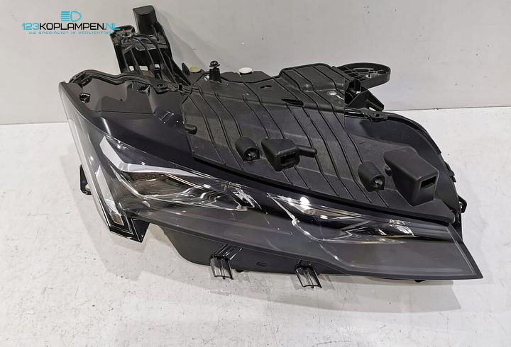 Peugeot 308 T10 GT Full LED koplamp rechts – Foto 9