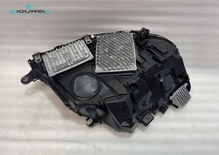 Mercedes S Klasse W223 Digital Light White Full LED koplamp links rechts – Foto 10