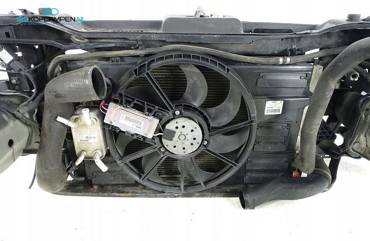 Volvo C70 2 / II 2.4 D5 voorfront koelerpakket radiateur – Foto 8