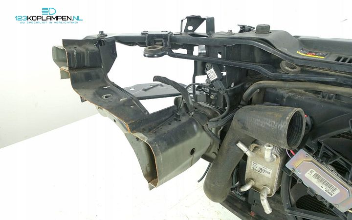 Volvo C70 2 / II 2.4 D5 voorfront koelerpakket radiateur – Foto 9