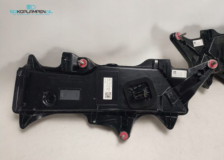 BMW XM G09 Led achterlicht links rechts  – Foto 6
