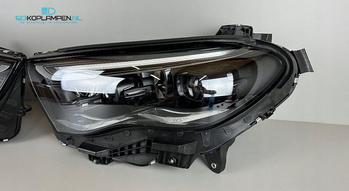 Mercedes E Klasse W214 Digital Light koplamp links rechts  – Foto 5