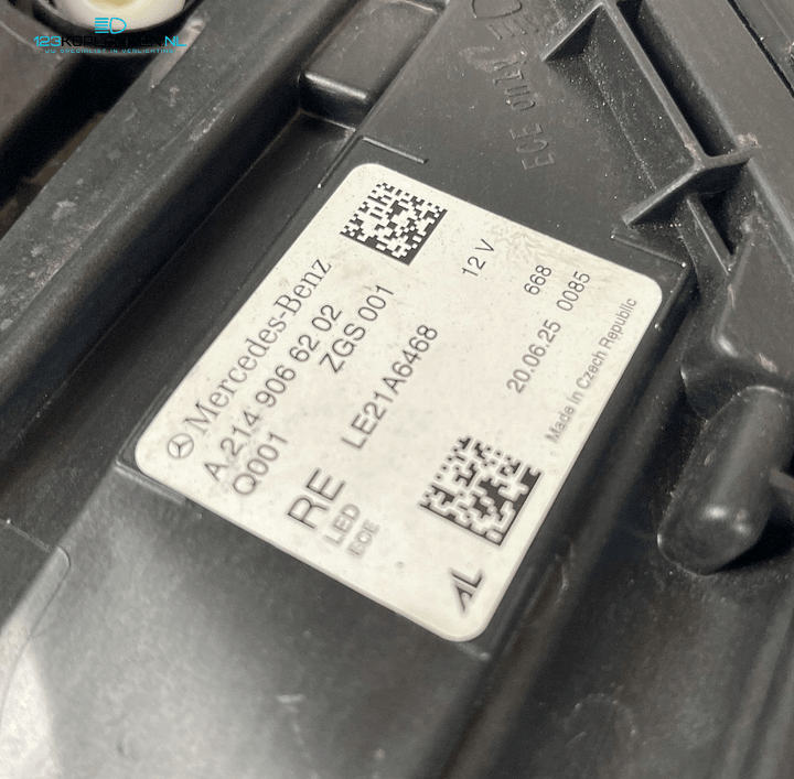 Mercedes E Klasse W214 Digital Light koplamp links rechts  – Foto 13
