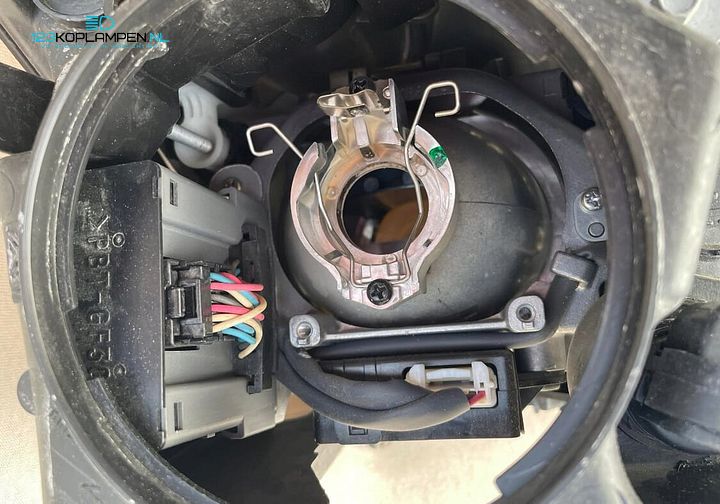 Lexus RX 300 330 350 Facelift Xenon Koplamp links – Foto 6