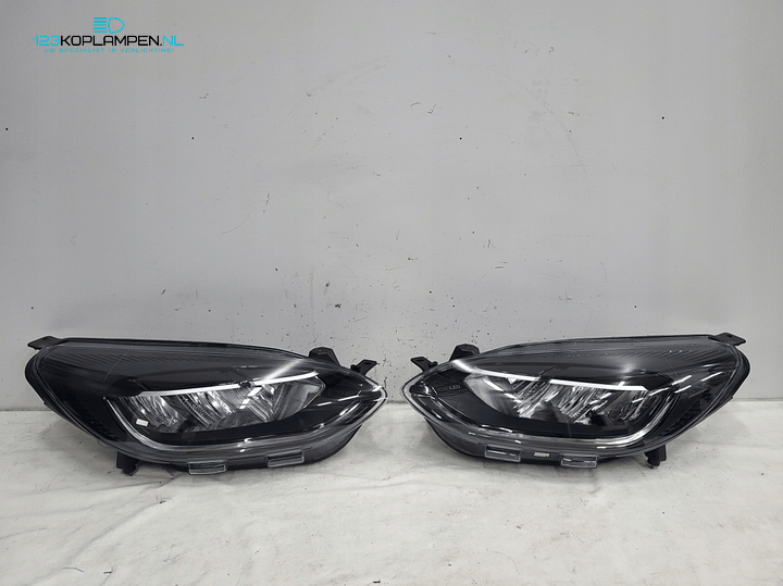 Ford Fiesta MK8 ST Facelift Full Led Koplamp links rechts – Foto 2