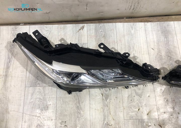 Toyota Camry Full led Facelift koplamp links rechts – Foto 7