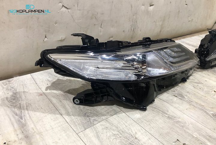 Toyota Camry Full led Facelift koplamp links rechts – Foto 4