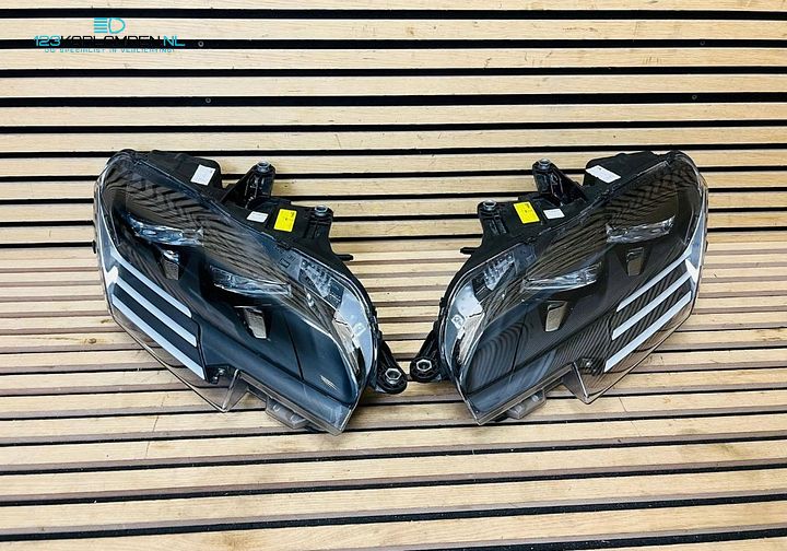 Ferrari SF90 Xenon Led koplamp links rechts  – Foto 5