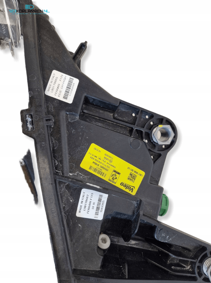 Ferrari SF90 Stradale Full led Koplamp links – Foto 4