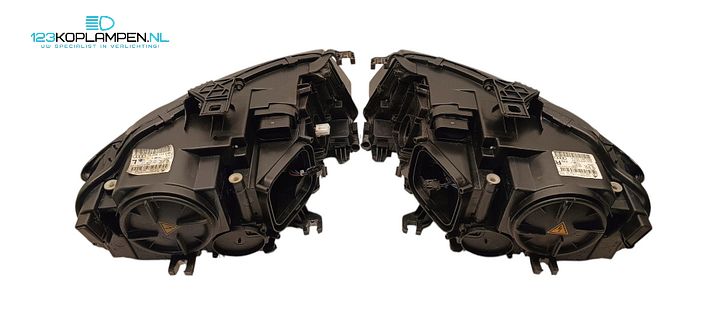 Audi A4 8K Bi-Xenon LED koplamp koplampen links rechts  – Foto 4