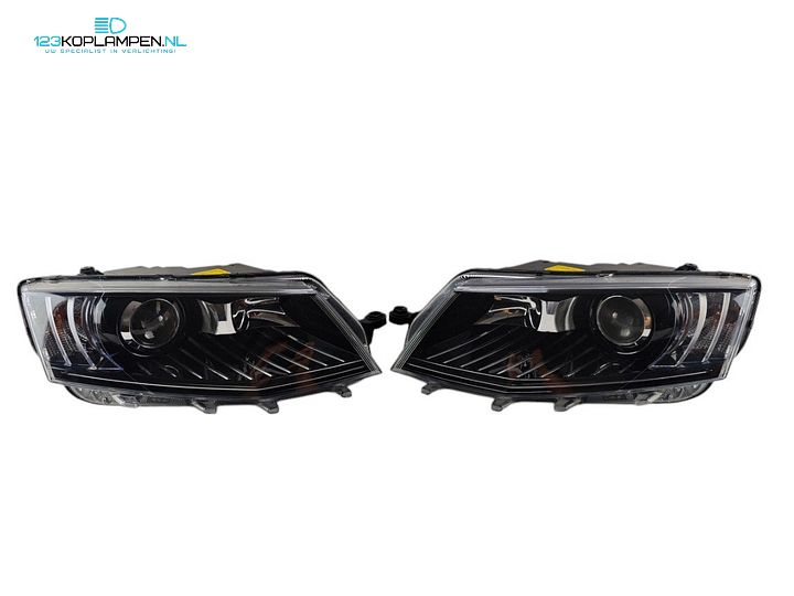 Skoda Octavia 3 Bi-Xenon LED koplamp koplampen links rechts 