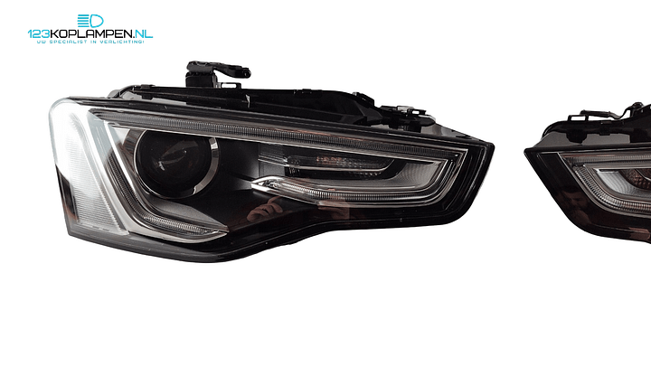 Audi A5 8T Bi-Xenon LED koplamp koplampen  – Foto 2