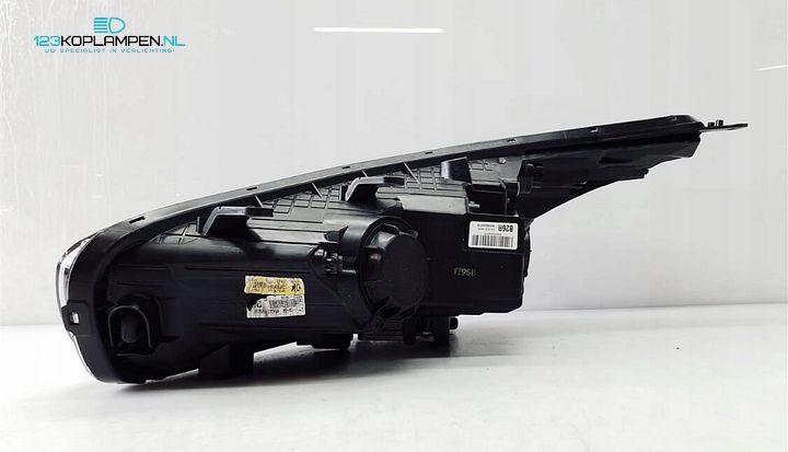 Kia Ceed II / 2 Bi-Xenon LED koplamp links rechts  – Foto 3