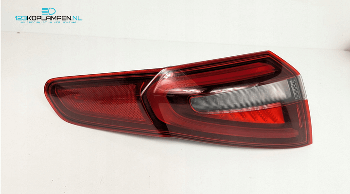 Alfa Romeo Stelvio achterlichten achterlicht  – Photo 6