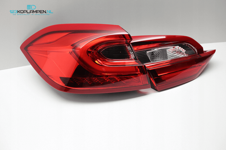 Ford Fiesta MK8 achterlichten achterlicht  – Photo 7