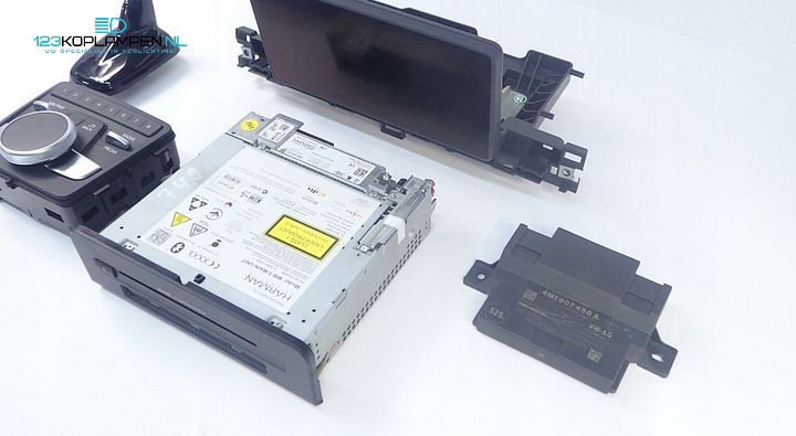 Navigatiesysteem MMI MIB SIM voor Audi A4 S4 8W compleet met toebehoren – Foto 3