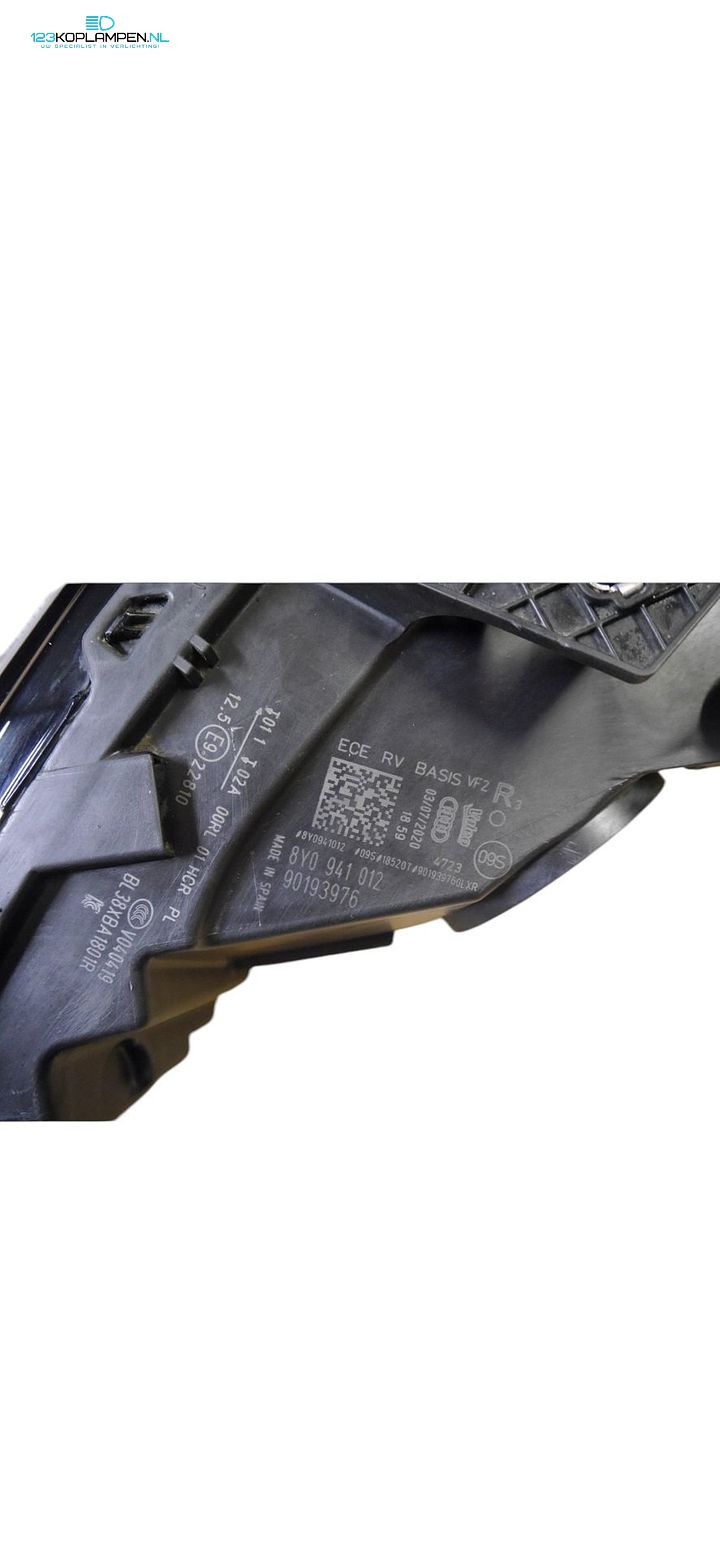 Audi A3 8Y LED Koplamp Rechts 8Y0941012 – Foto 4