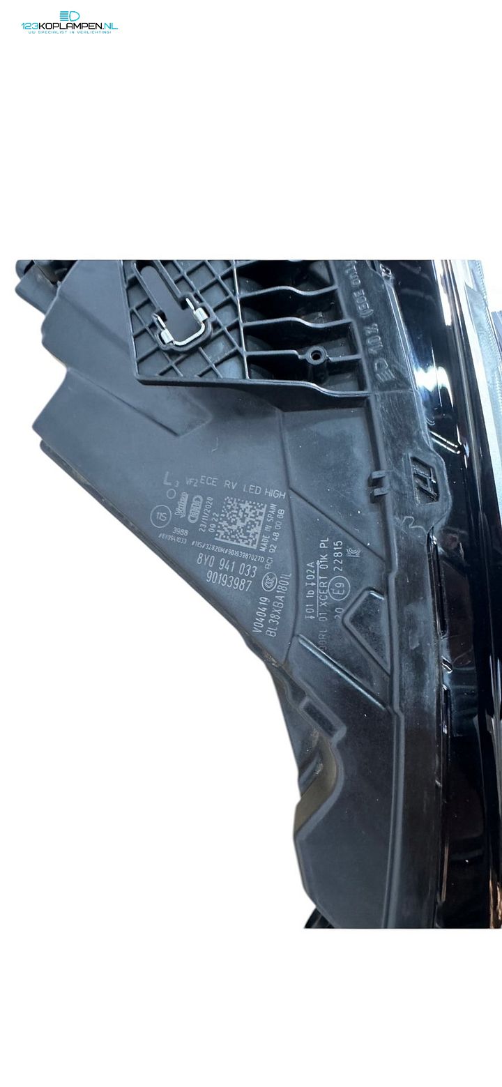 Audi A3 8Y0 Full LED Koplamp Links 8Y0941033 – Foto 8