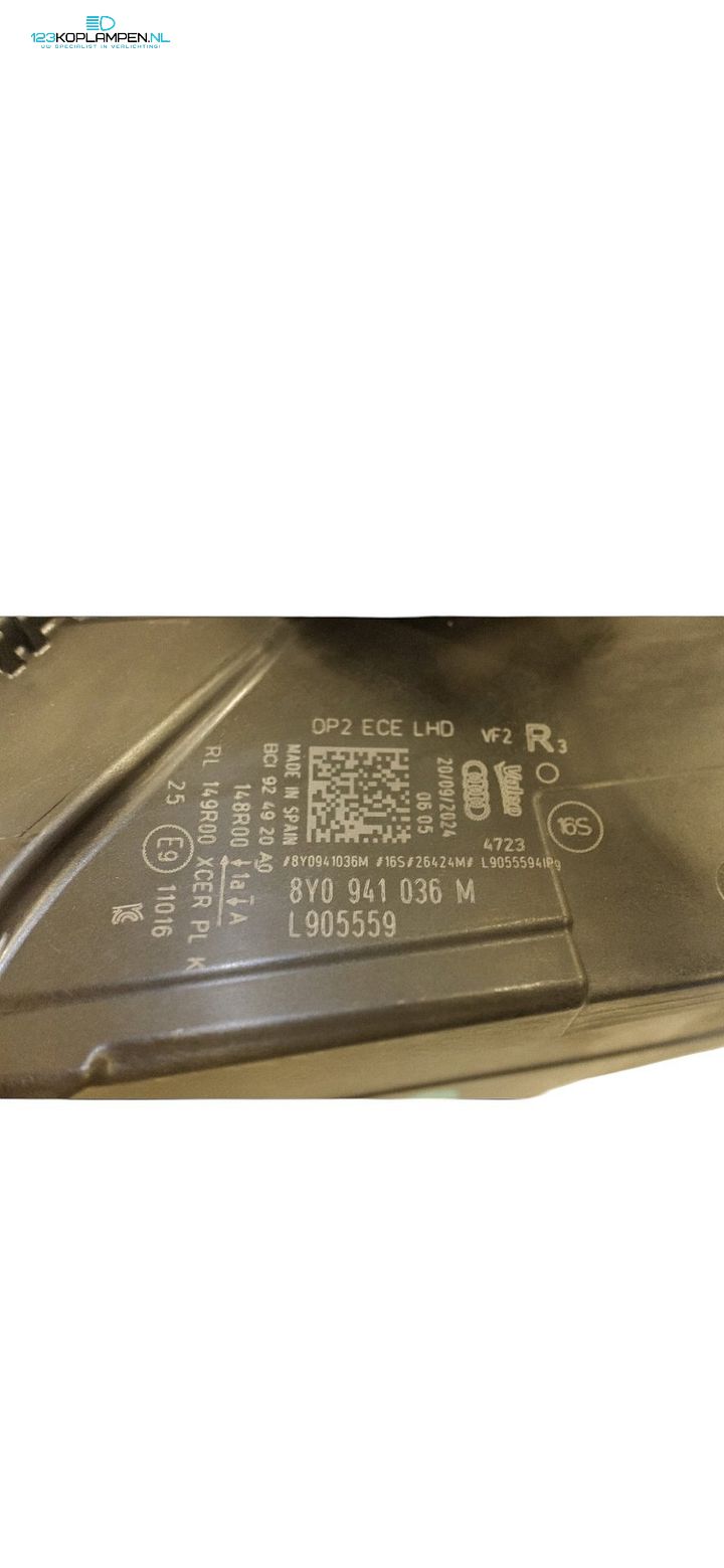 Audi A3 8Y Full LED Matrix Facelift Koplamp Rechts 8Y0941036M – Foto 4