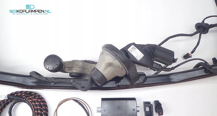 Volkswagen Tiguan enganche completo con módulo y mazo de cables 5NA803881P – Foto 3