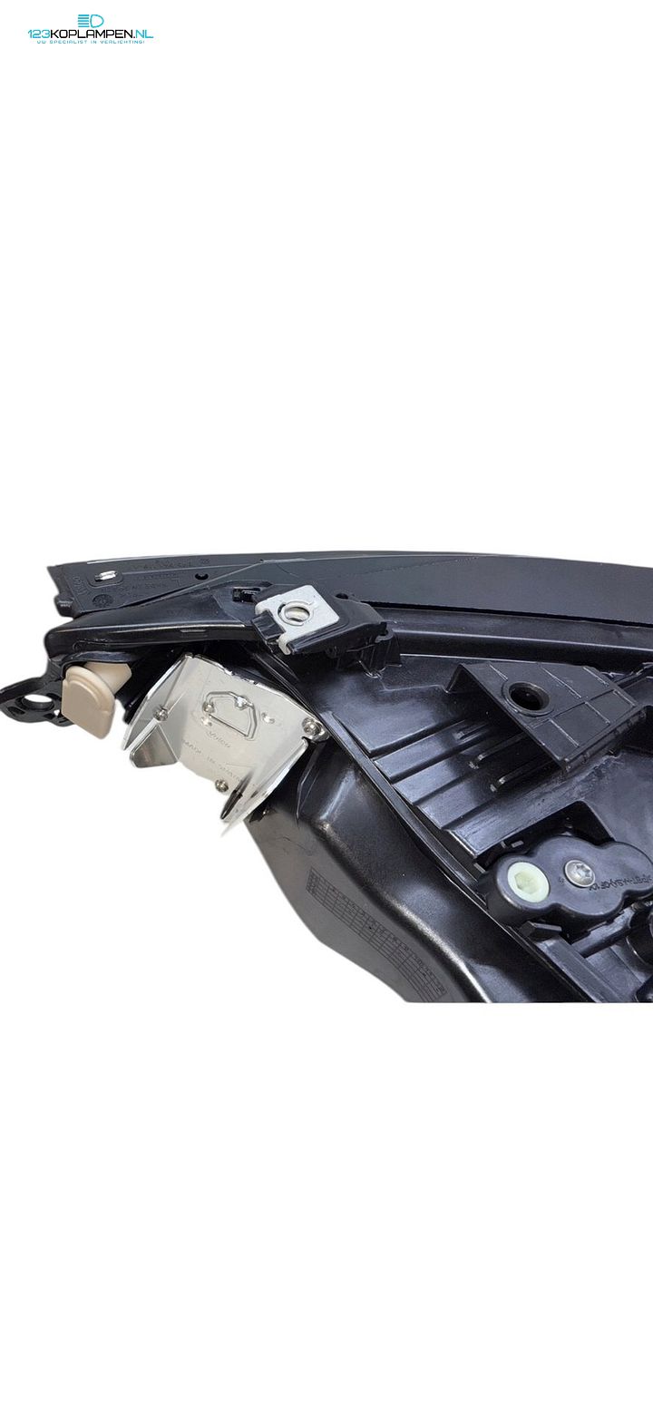 Volkswagen Golf 8 Facelift R Full LED IQ.Light Black Koplamp Links 5H1941059T – Compleet met modules – Foto 5