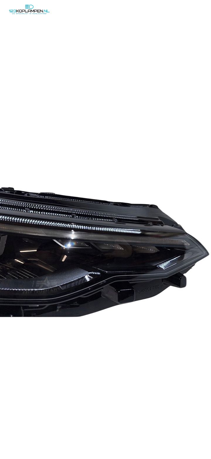 Volkswagen Golf 8 Facelift R Full LED IQ.Light Black Koplamp Rechts 5H1941060T – Compleet met modules – Foto 3