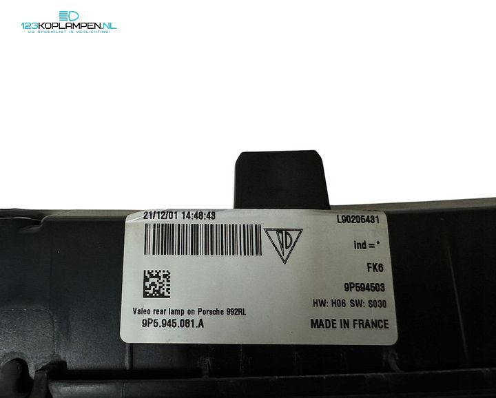 Porsche 992 achterlicht midden LED 9P5.945.081.A – Foto 5