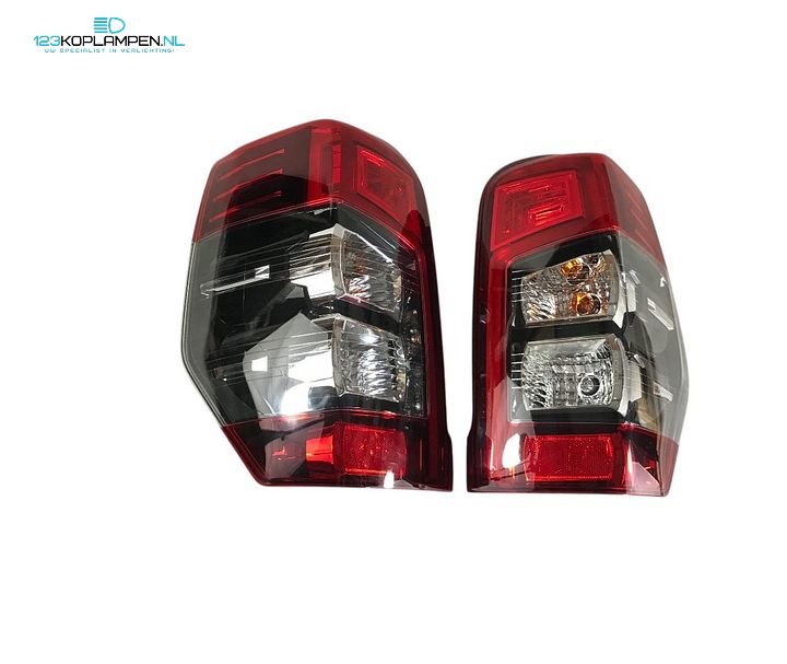 Mitsubishi L200 Facelift achterlichten links rechts – Foto 3