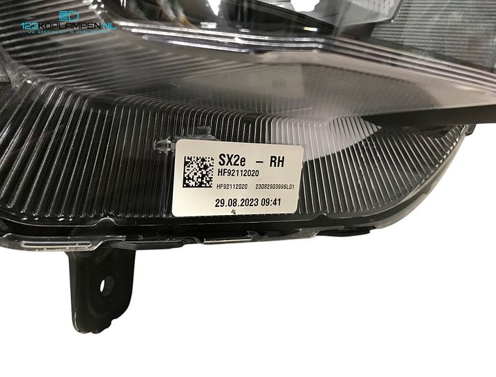  Hyundai Kona 2 Facelift koplamp rechts LED – Foto 3