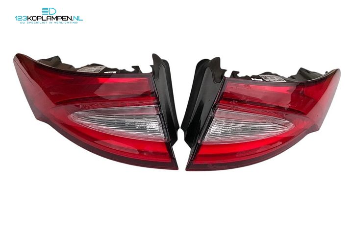 Maserati Levante M161 achterlichten LED links rechts – Foto 2
