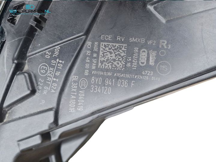Audi A3 RS3 8Y Matrix Dynamic LED koplampen set 8Y0941035F 8Y0941036F – Foto 11