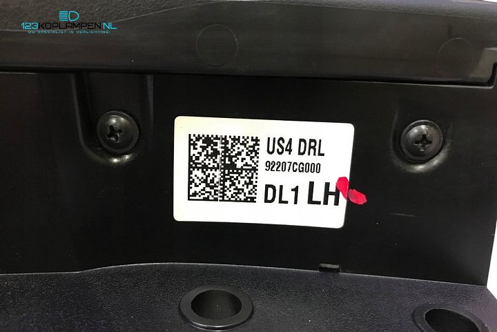 Hyundai Staria LED dagrijverlichting links  – Foto 5