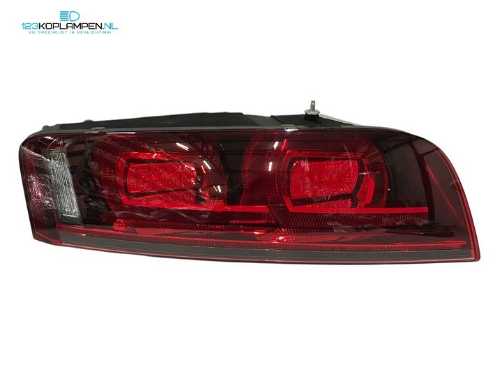 Audi R8 achterlicht links LED donker 