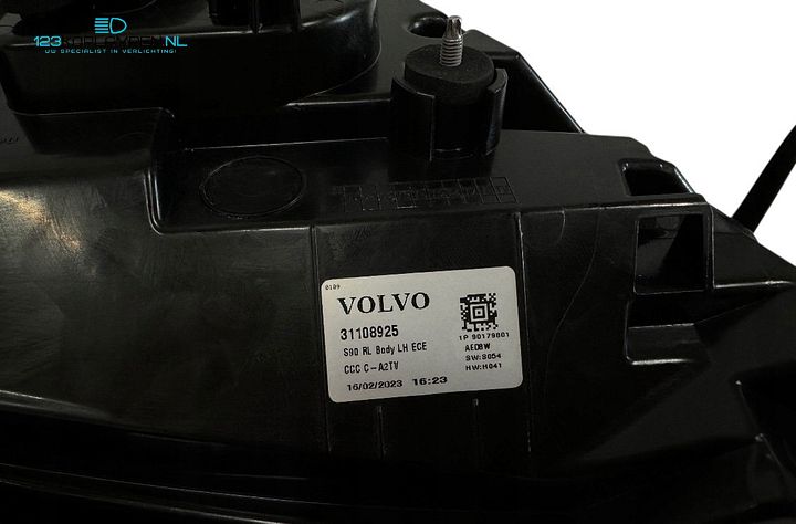 Volvo S90 Facelift achterlicht links LED – Foto 5