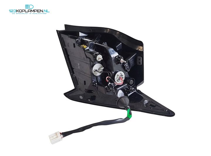 Hyundai Elantra achterlicht links LED – Foto 4