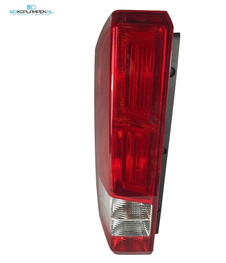 Hyundai H350 achterlicht links – Foto 2
