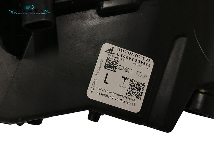 Tesla Model S koplamp links – Foto 5